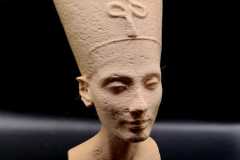 Vaso Nefertiti